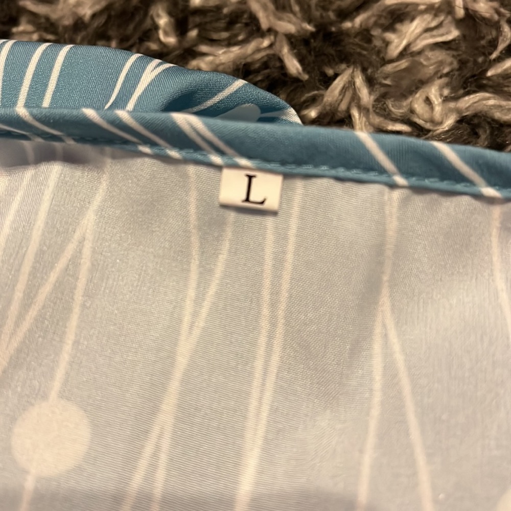 Light blue blouse - Picture 5 of 6